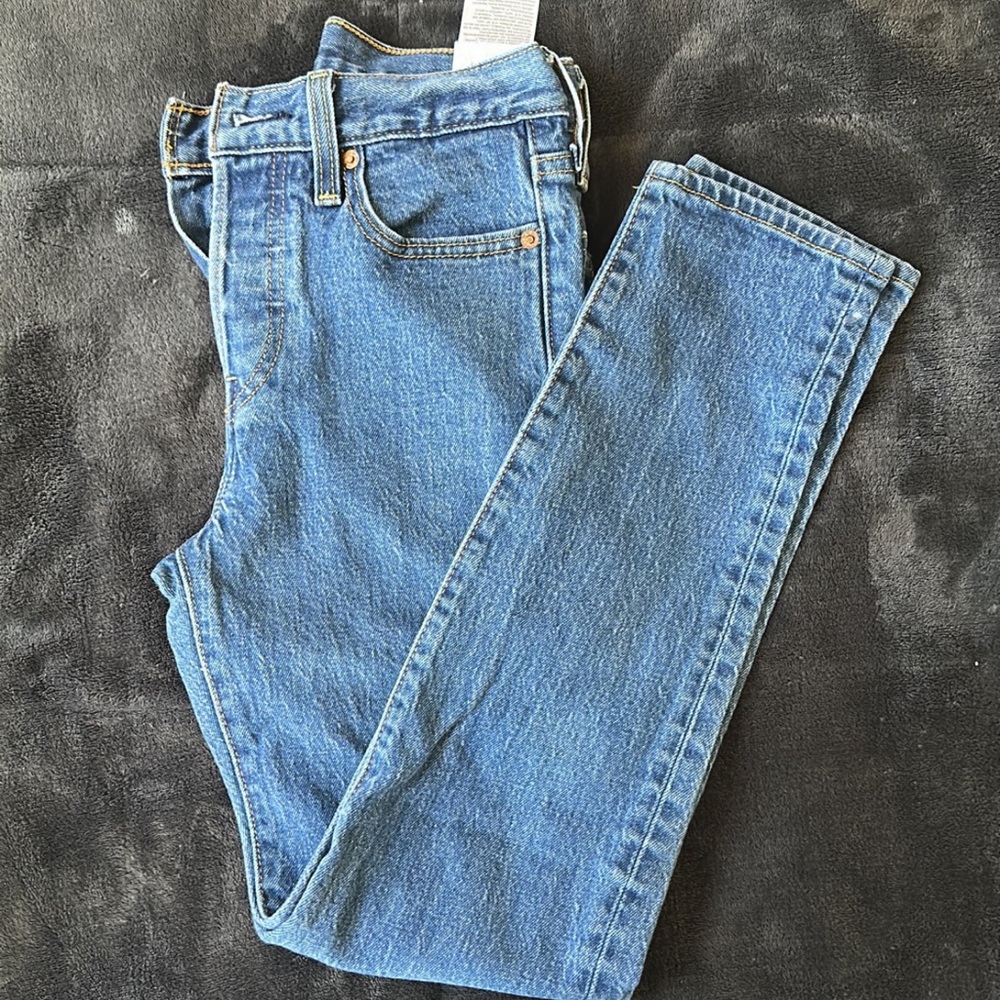 Levis wedgie jeans